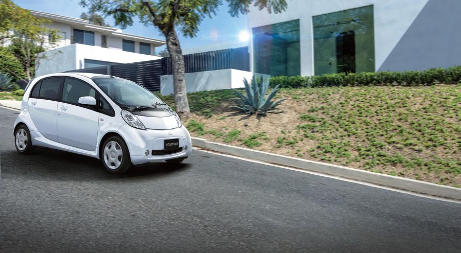  Mitsubishi i-MiEV 2018 года  (JP) (фото 14 из 15)